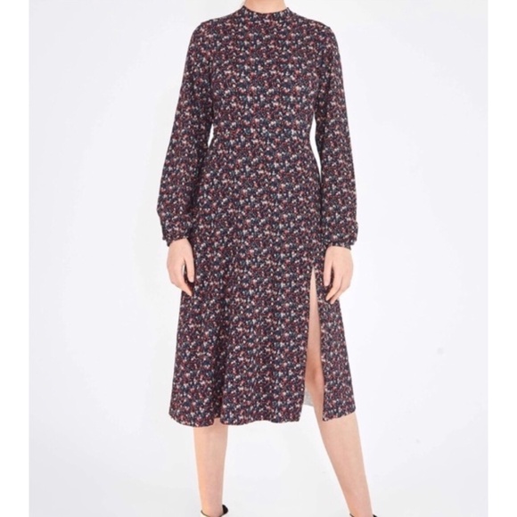 FARM Rio Dresses & Skirts - NWT Farm Rio Liberty Flowers Midi Dress In Blue, size L